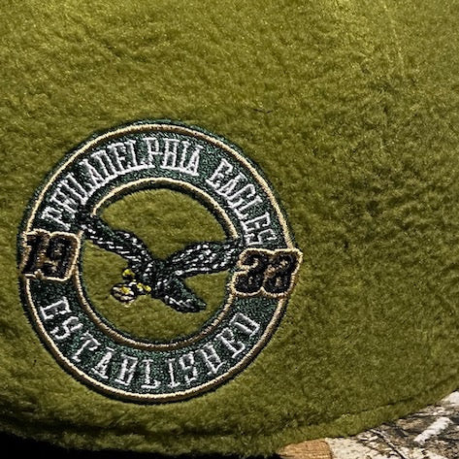 New Era Philadelphia Eagles Green Fleece & Real Tree 59FIFTY Fitted Hat
