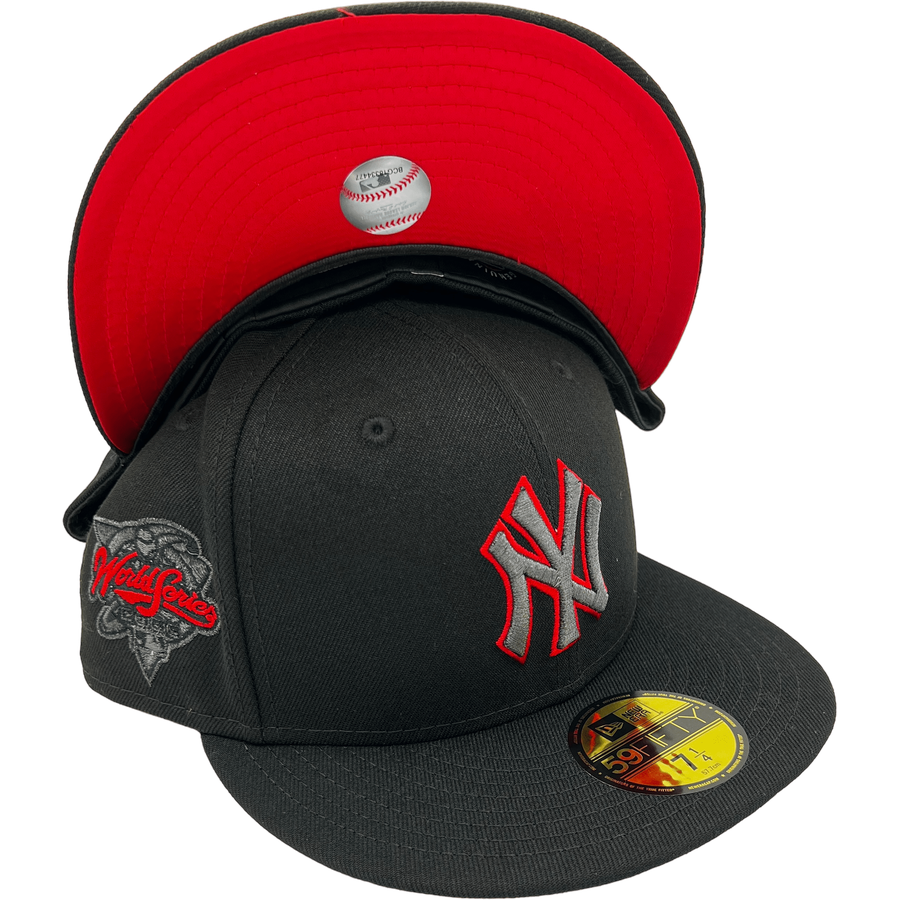 New Era New York Yankees Black Metallic Side Patch 59FIFTY Fitted Hat