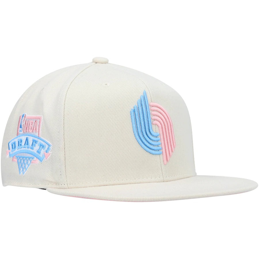 Los Angeles Lakers Mitchell & Ness x Lids NBA Draft Hardwood Classics Cake  Pop Fitted Hat 