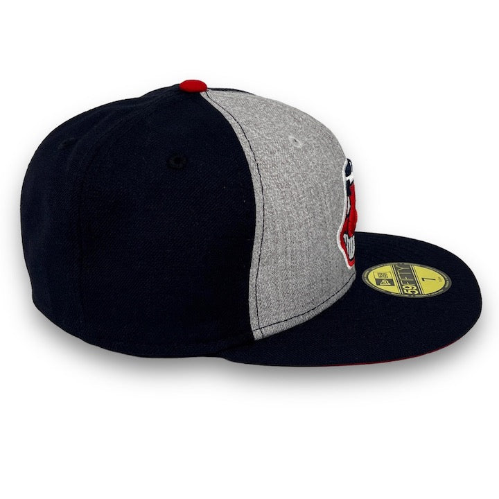 New Era Cleveland Indians 'Chief Wahoo' Navy/Heather Gray 59FIFTY Fitted Hat