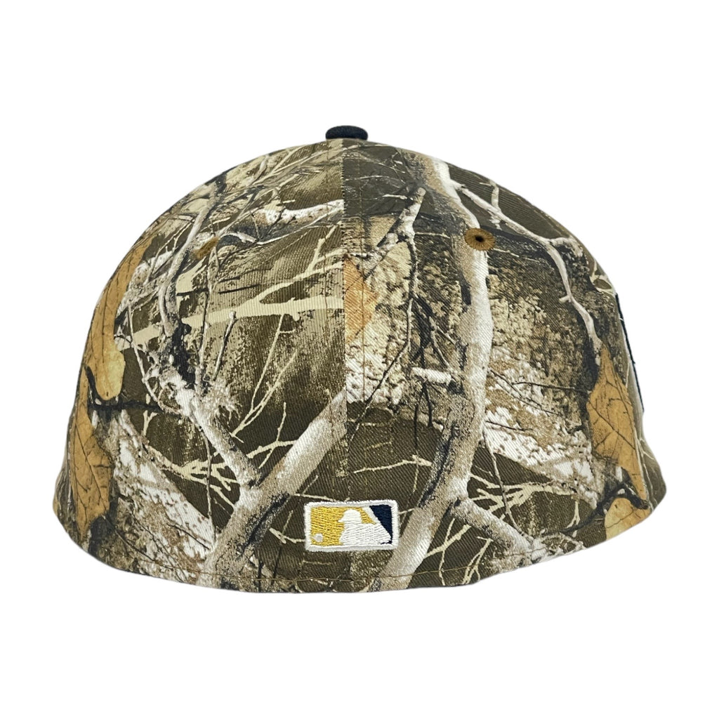 New Era Cleveland Guardians "Metallic Realtree 2.0" Navy 59FIFTY Fitted Hat