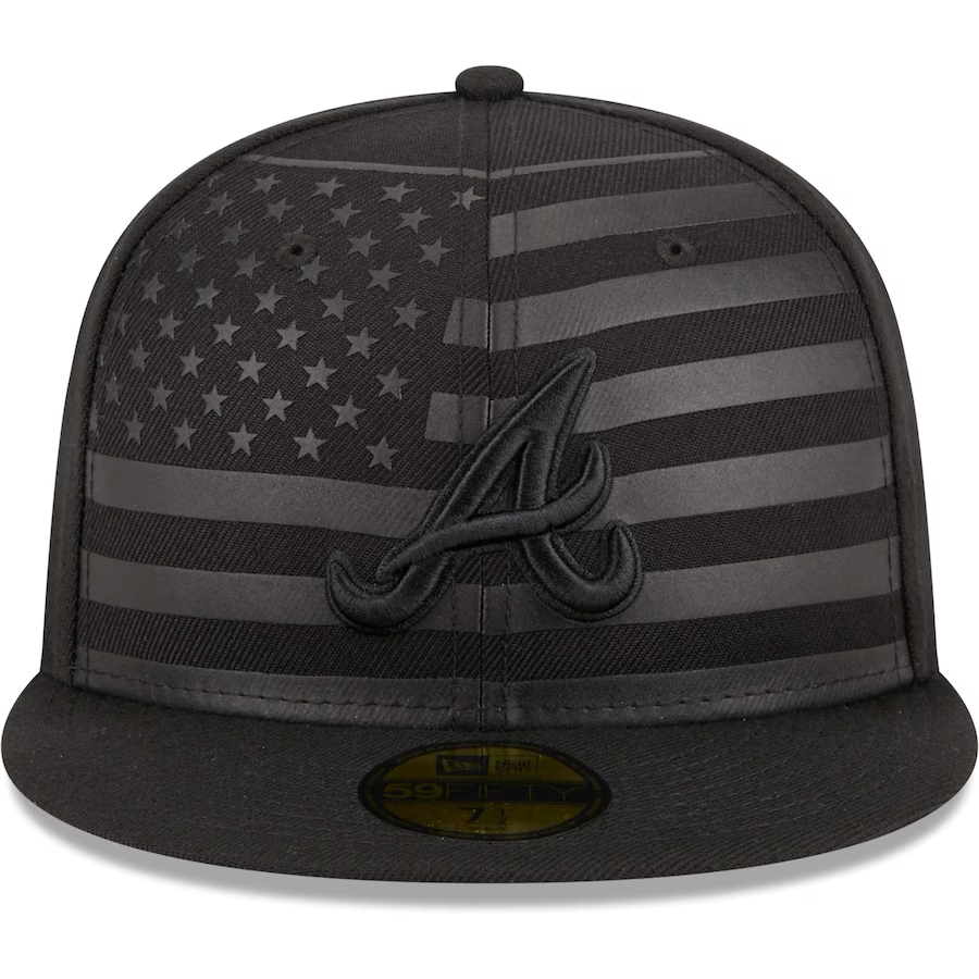 New Era Atlanta Braves All Black American Flag 2023 59FIFTY Fitted Hat