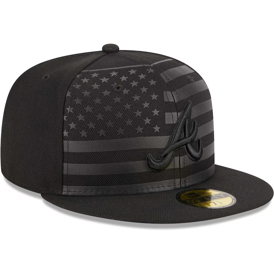 New Era Atlanta Braves All Black American Flag 2023 59FIFTY Fitted Hat