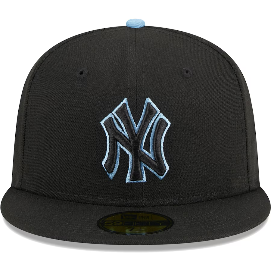 New Era New York Yankees Black/Baby Blue Pastel Undervisor 2023 59FIFTY Fitted Hat