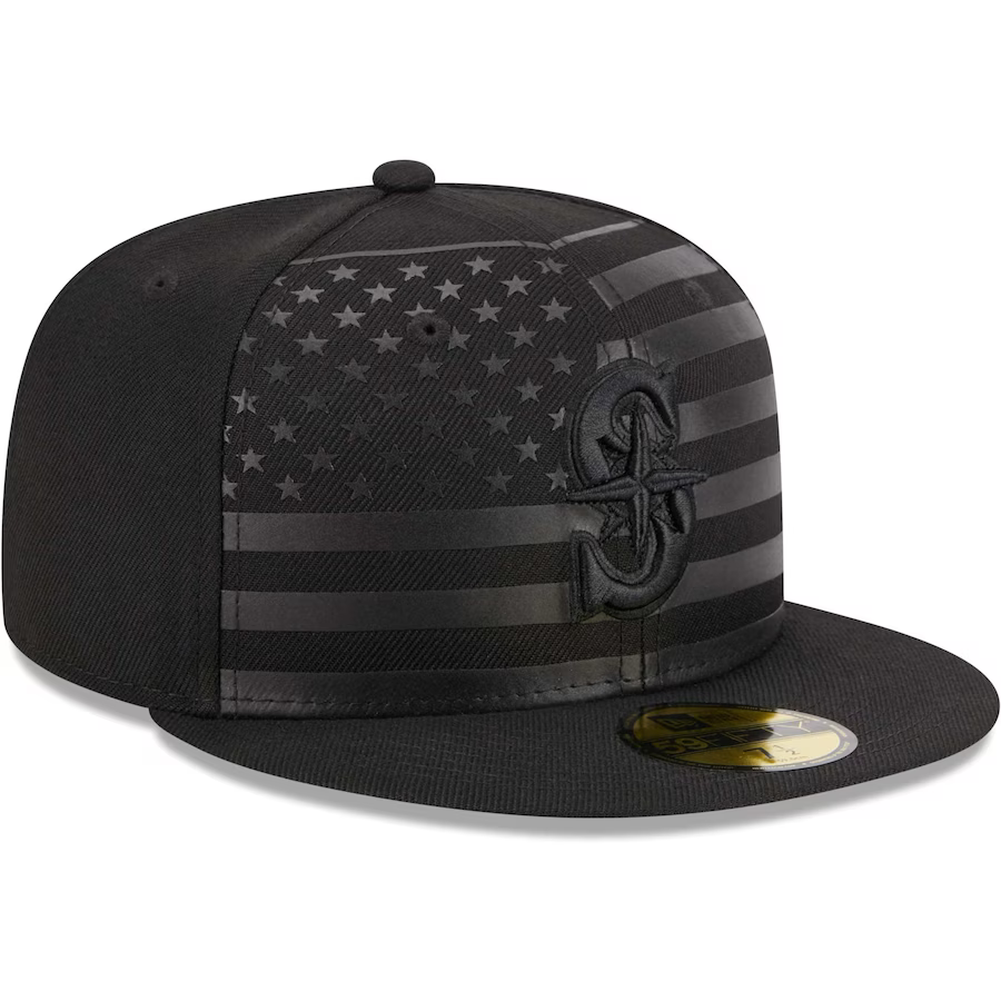 New Era Seattle Mariners All Black American Flag 2023 59FIFTY Fitted Hat
