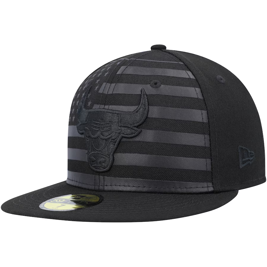 New Era Chicago Bulls All Black American Flag 2023 59FIFTY Fitted Hat