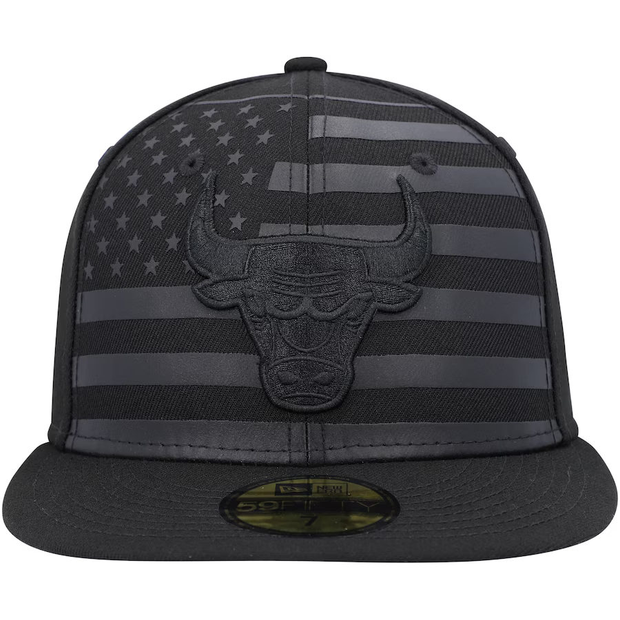 New Era Chicago Bulls All Black American Flag 2023 59FIFTY Fitted Hat