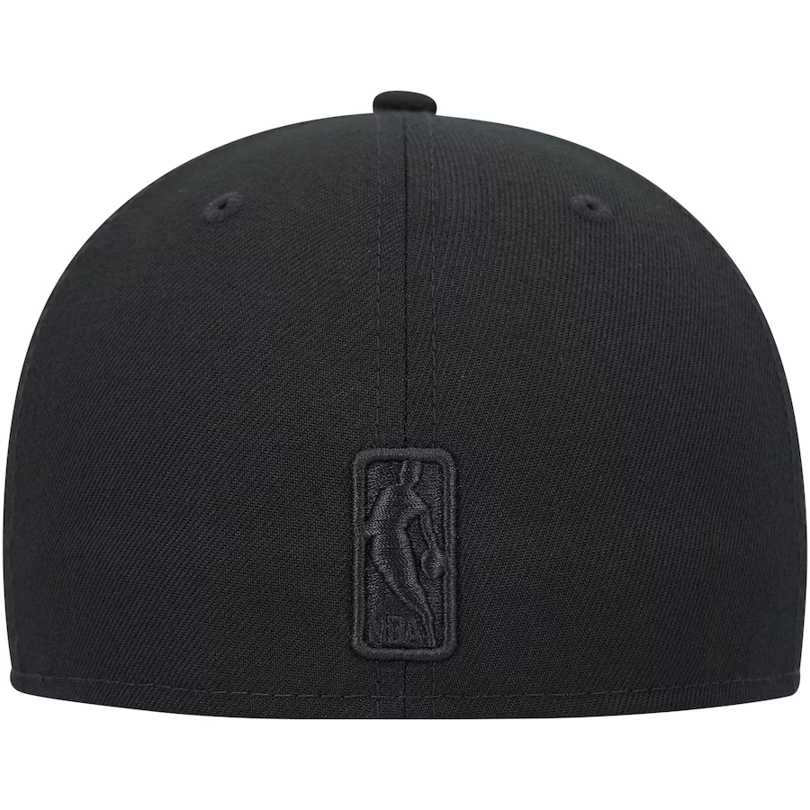 New Era New York Knicks All Black American Flag 2023 59FIFTY Fitted Hat