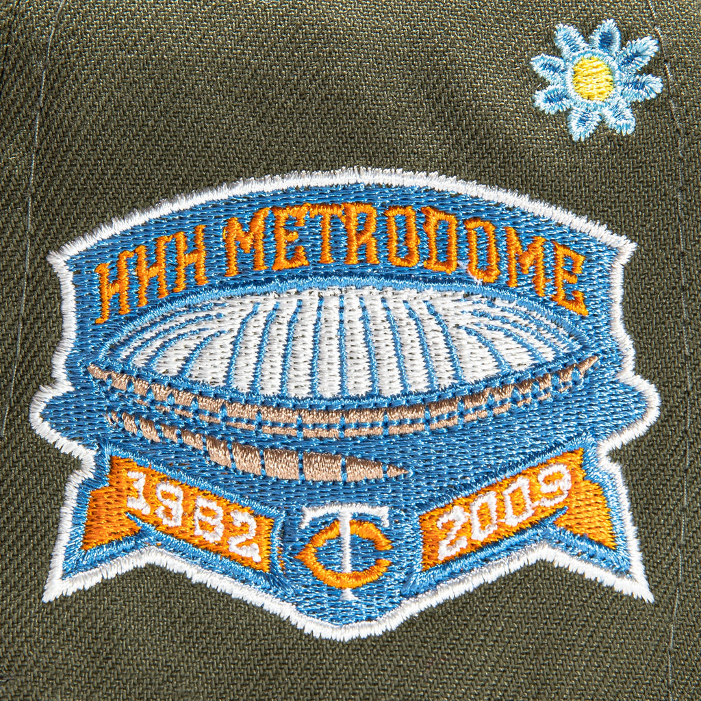 New Era  Super Bloom Minnesota Twins Metrodome Stadium 2022 59FIFTY Fitted Hat