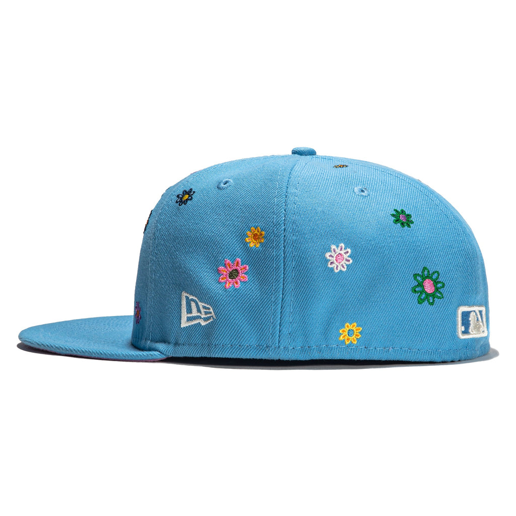 New Era  Super Bloom 2 Atlanta Braves 2022 59FIFTY Fitted Hat