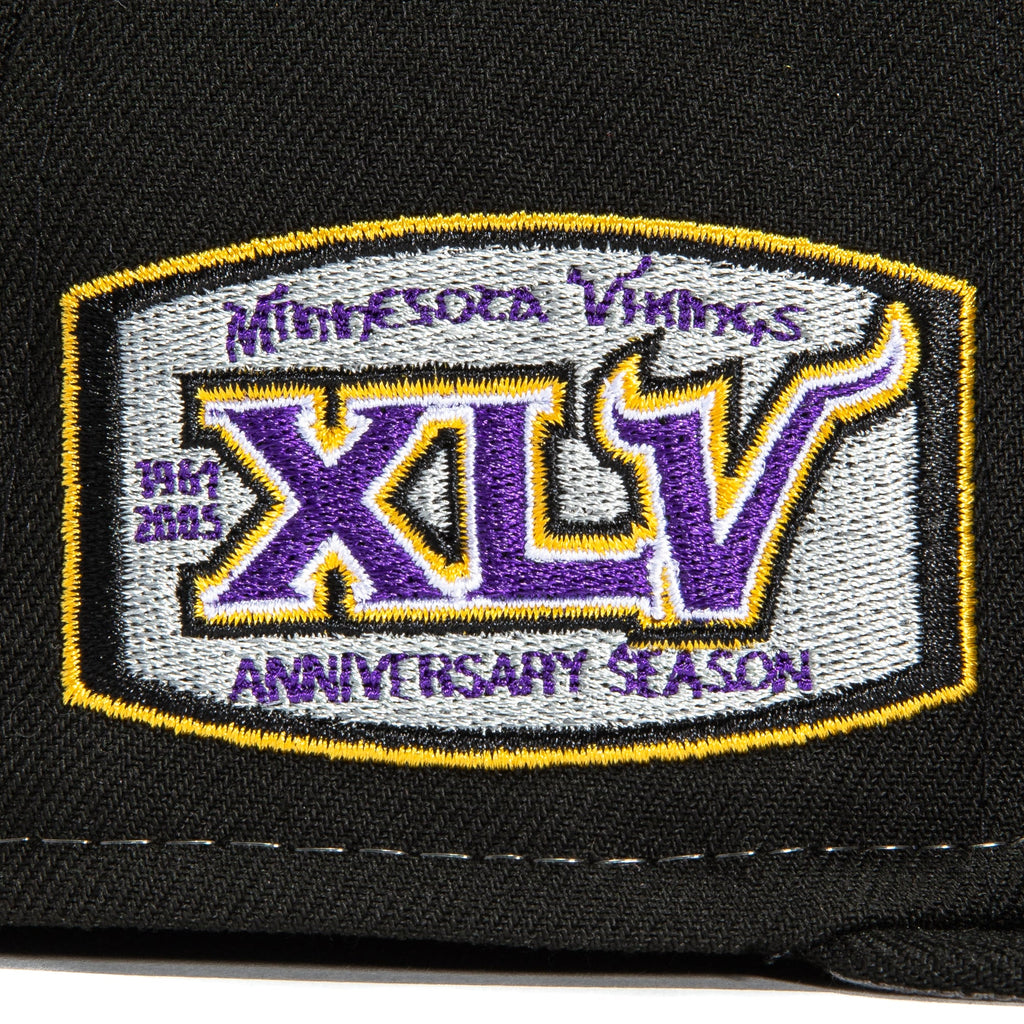 New Era Minnesota Vikings SharkTooth XLV 45th Anniversary 59FIFTY Fitted Hat
