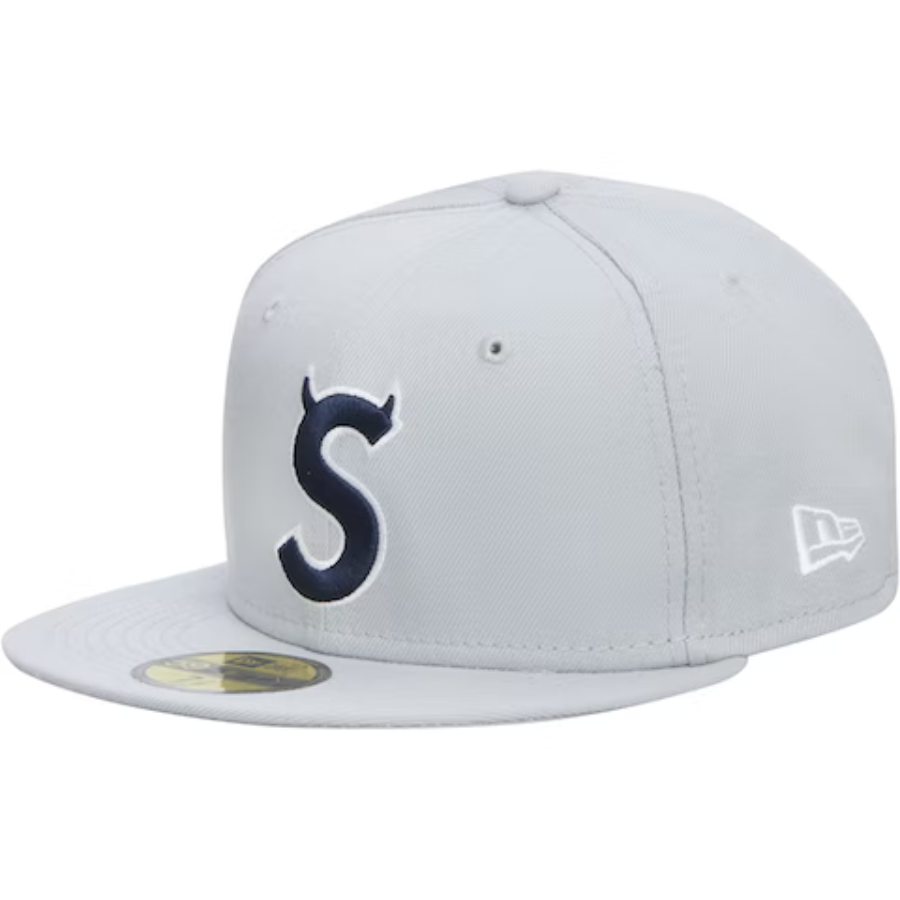 New Era Supreme Devil Horn Logo White/Navy 59FIFTY Fitted Hat