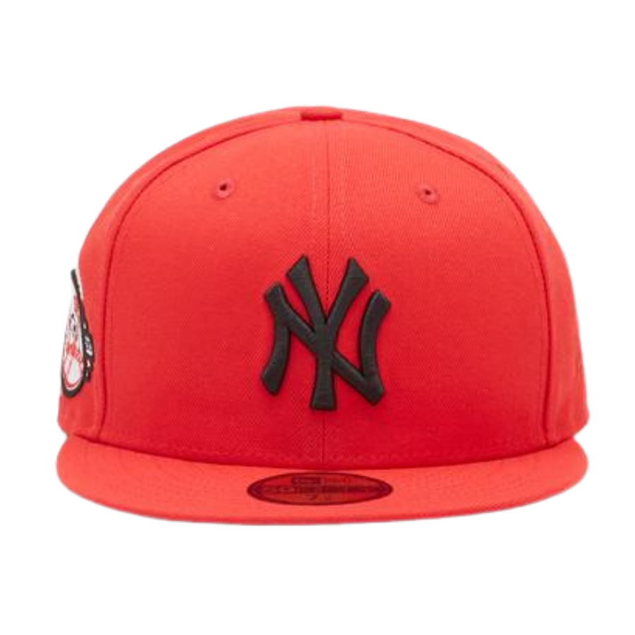 New Era New York Yankees "Licorice" Black Under Brim 59FIFTY Fitted Hat