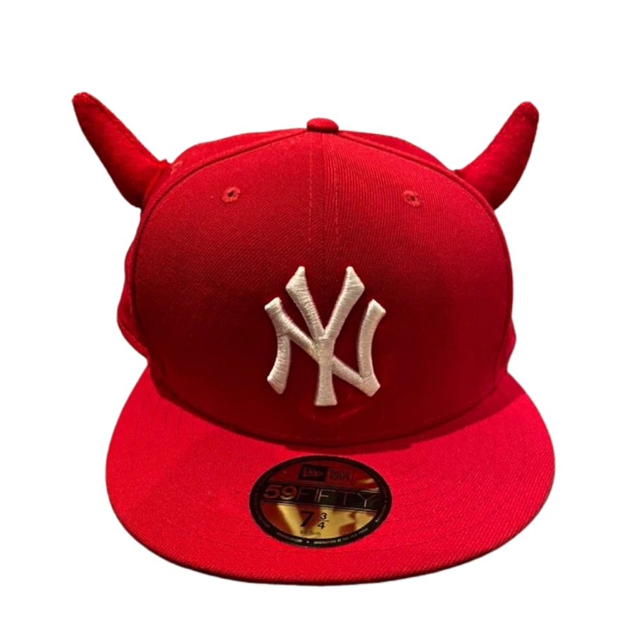New Era New York Yankees Red Ryder Studio Devil Horn 59FIFTY Fitted Hat
