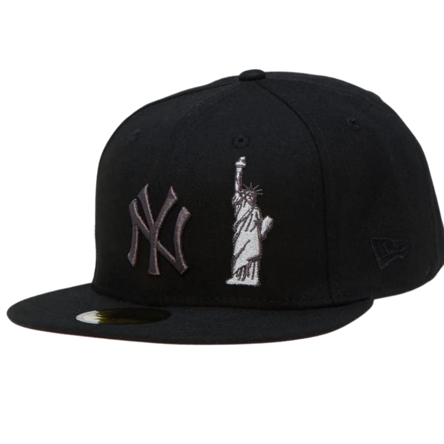 New Era New York Yankees Black/Maroon Statue of Liberty 59FIFTY Fitted Hat