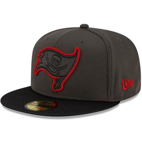 New Era Tampa Bay Buccaneers NFL Sideline Road 2021 Gray 59FIFTY Fitted Hat