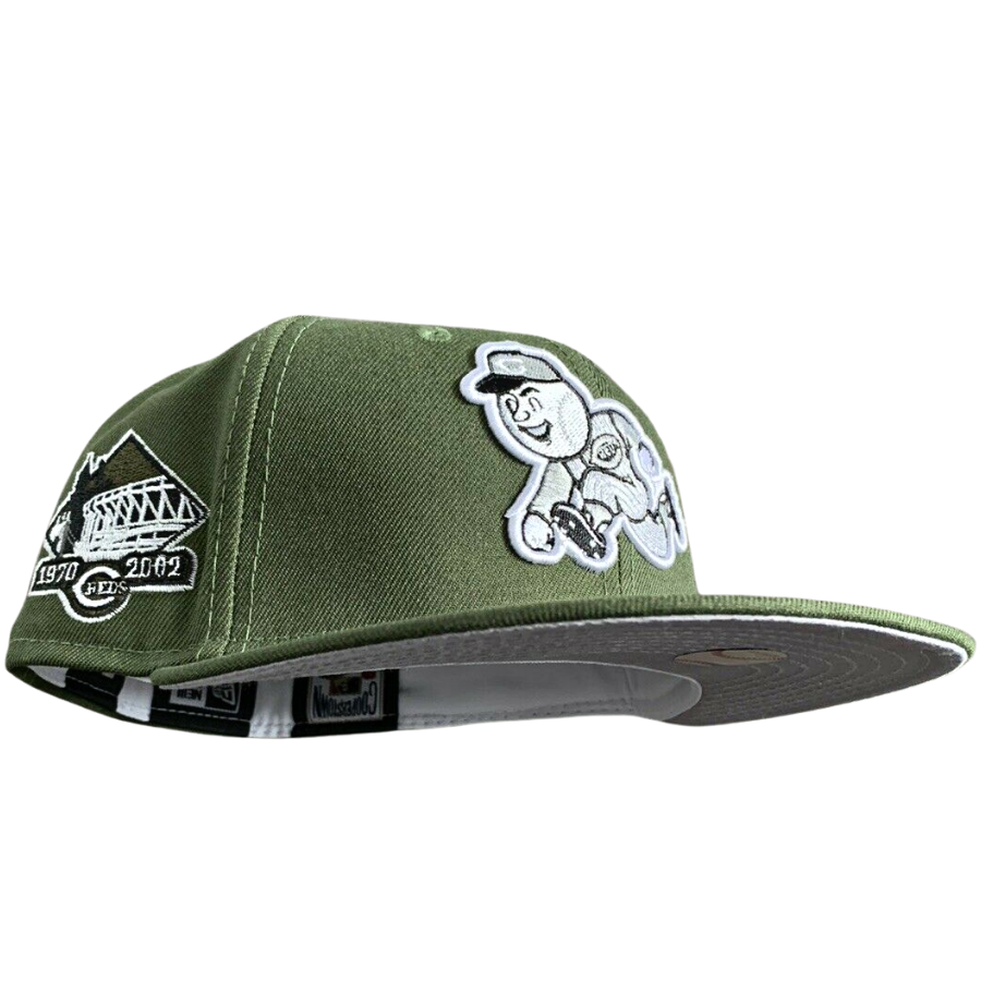 New Era Cincinnati Reds Military Green/Silver Mr. Redlegs Logo 59FIFTY Fitted Hat