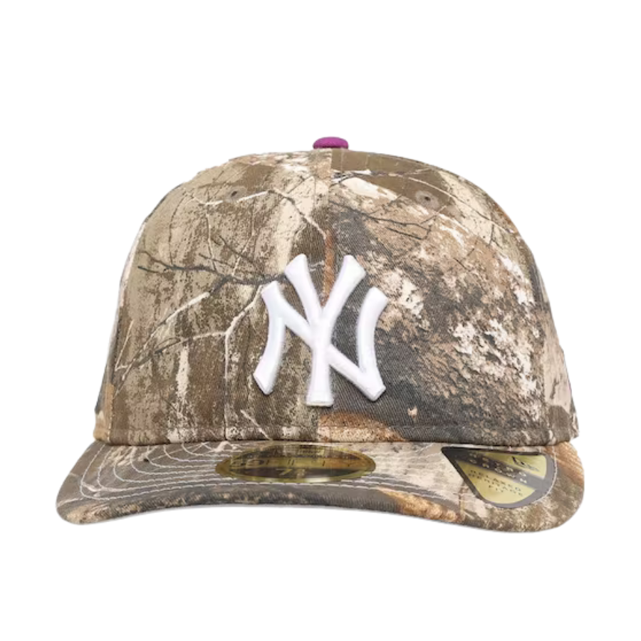 New Era New York Yankees Realtree Camo/Magenta Low Profile 59FIFTY Fitted Hat