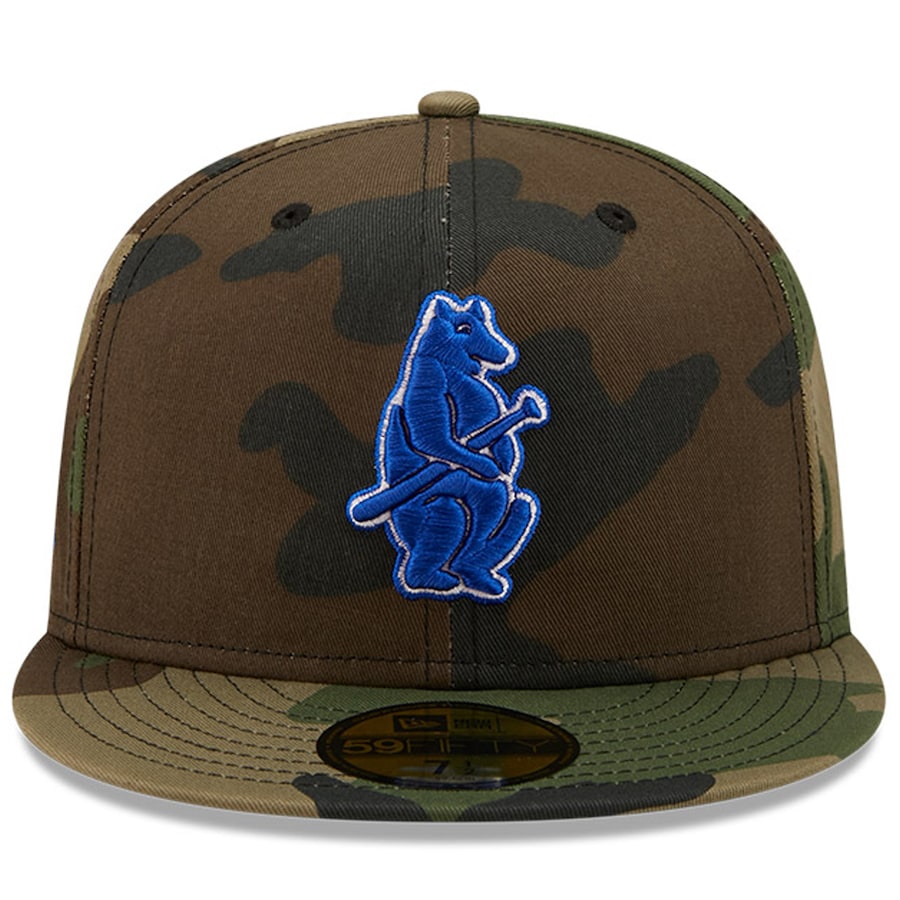 New Era Camo Chicago Cubs 1907 World Series Champions Patch Woodland Undervisor 59FIFTY Fitted Hat