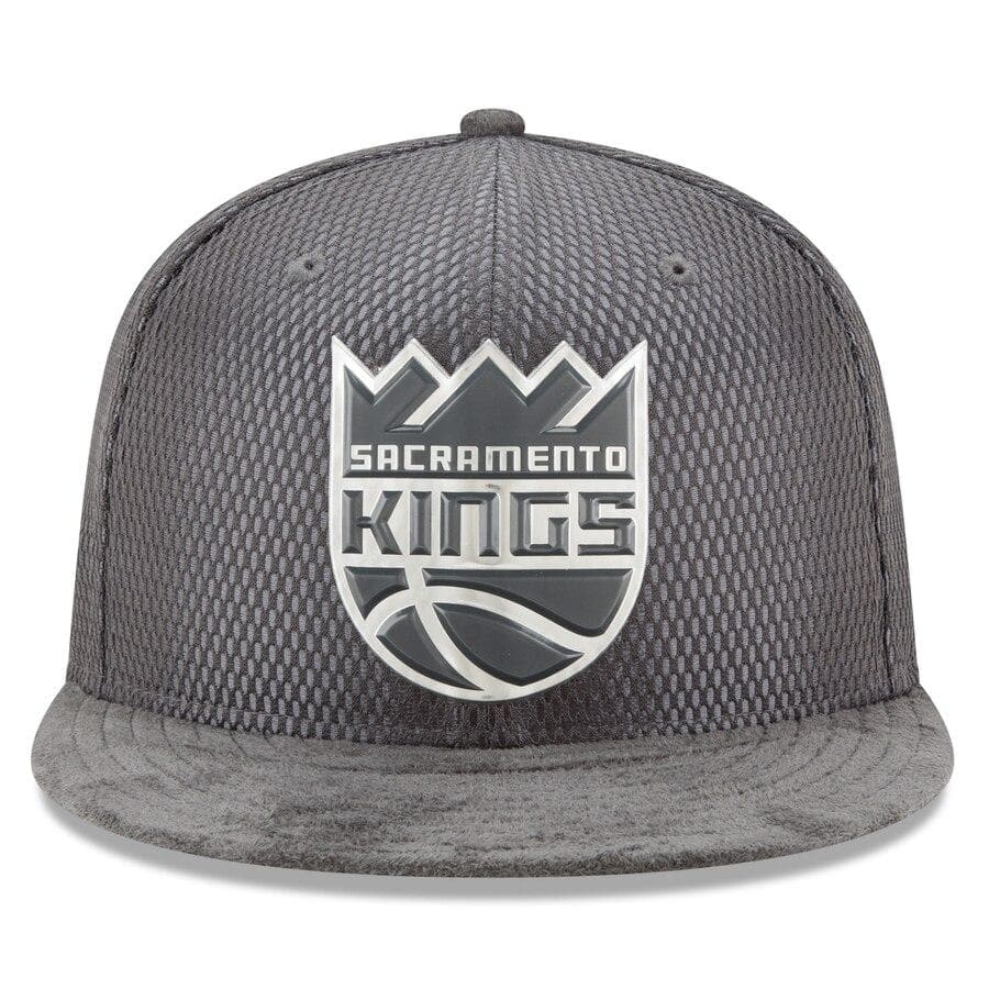New Era Sacramento Kings Graphite Draft Silver Logo 59FIFTY Fitted Hat