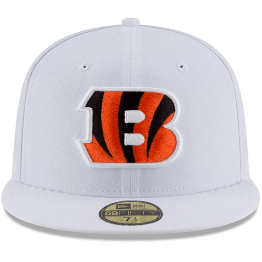 New Era Cincinnati Bengals White Fitted Hat w/ Off White Chuck Taylor 70 Matching Sneakers