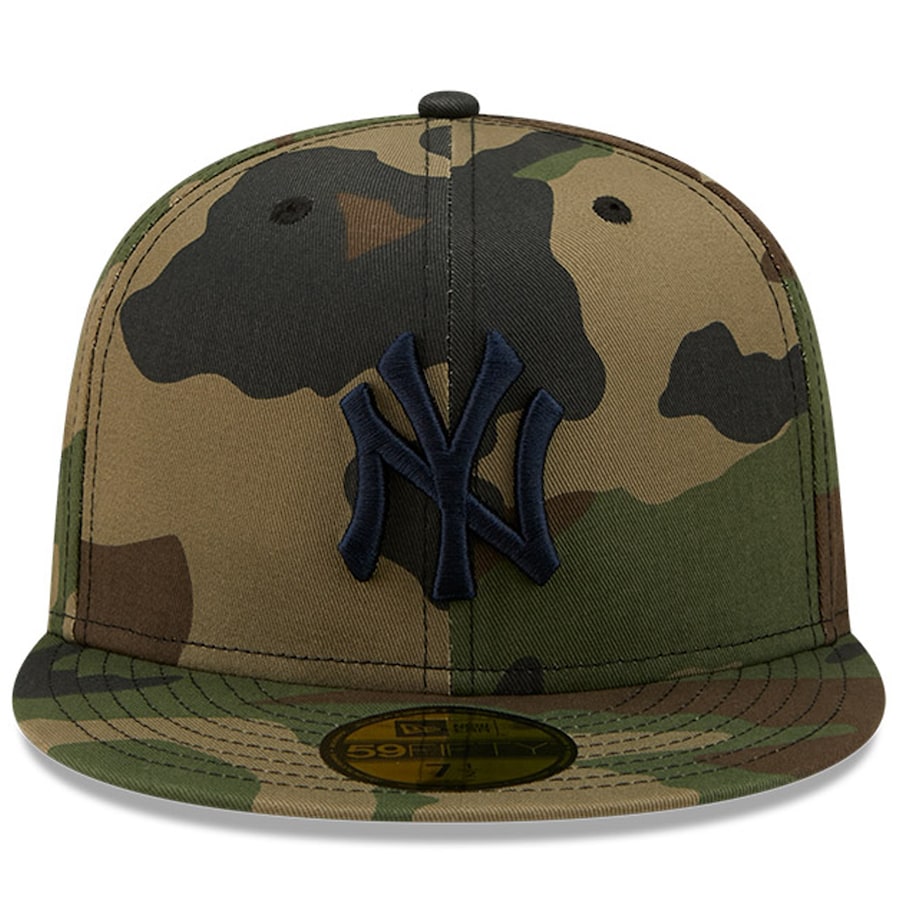 New Era Camo New York Yankees 1996 World Series Patch Woodland Undervisor 59FIFTY Fitted Hat