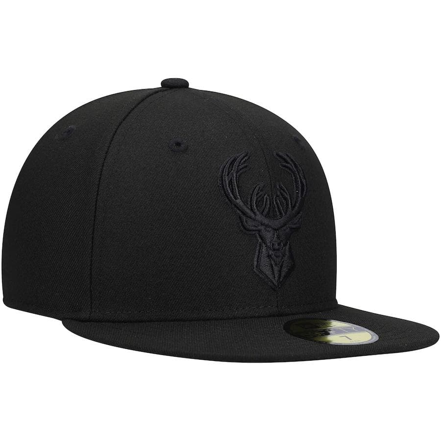 New Era Milwaukee Bucks Black on Black 59Fifty Fitted Hat