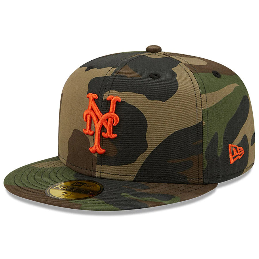 New Era Camo New York Mets Shea Stadium Final Season Patch Woodland Undervisor 59FIFTY Fitted Hat
