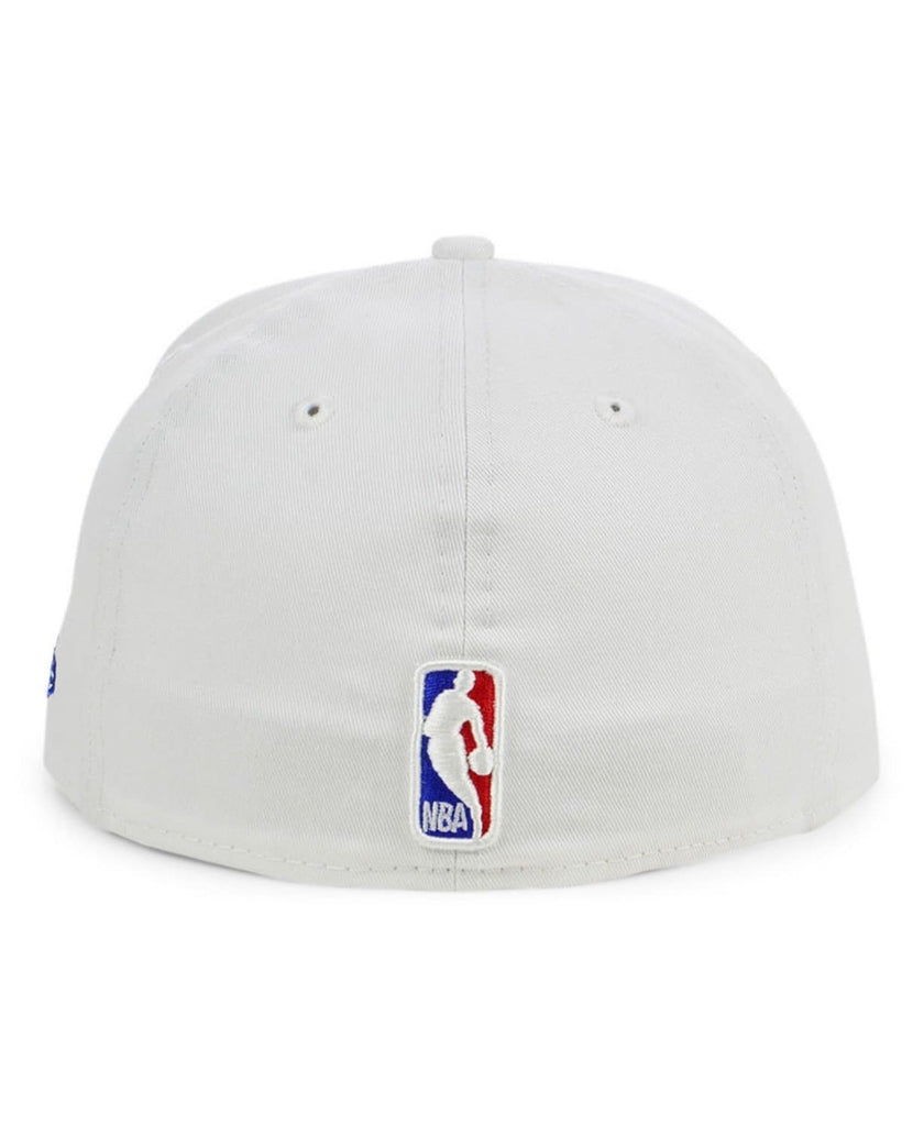 New Era New York Knicks Sanded White 59FIFTY Fitted Hat