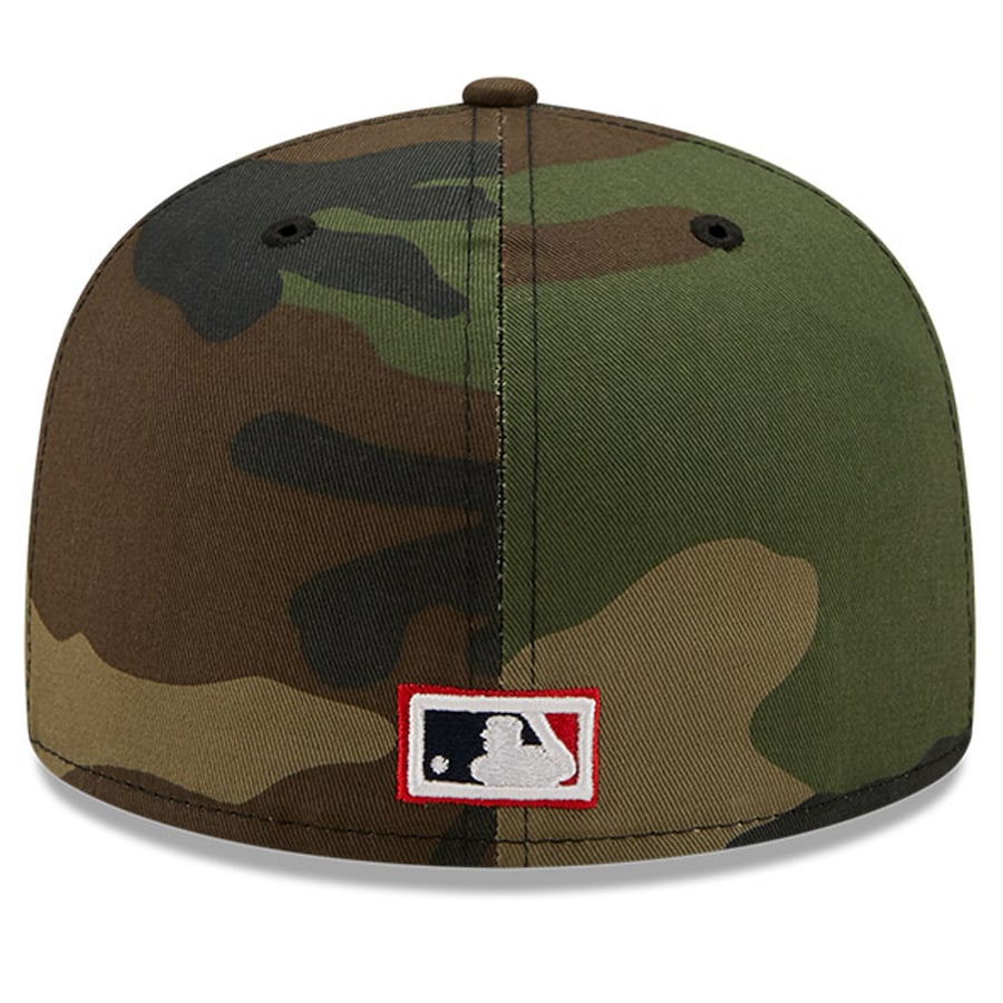 New Era Camo Boston Red Sox 2007 World Series Patch Woodland Undervisor 59FIFTY Fitted Hat