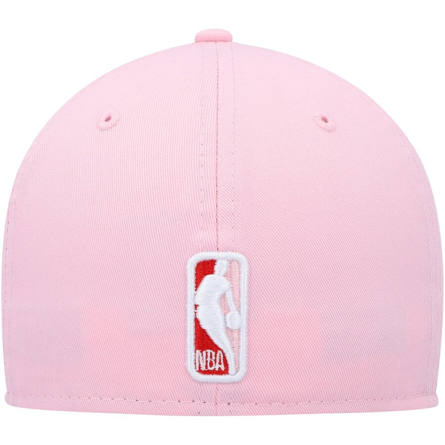 New Era Chicago Bulls Pink/Red Candy Cane 59FIFTY Fitted Hat