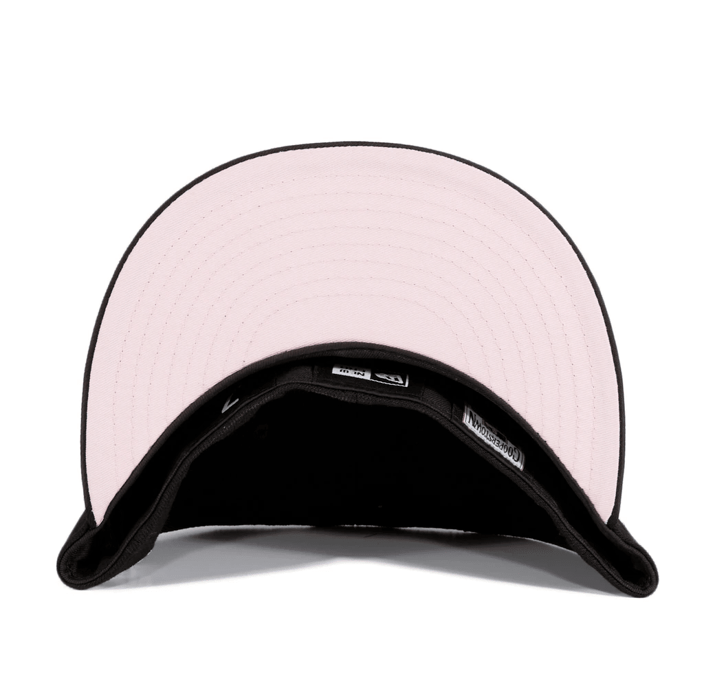 New Era New York Yankees 1999 World Series Pink Bottom Fitted Hat