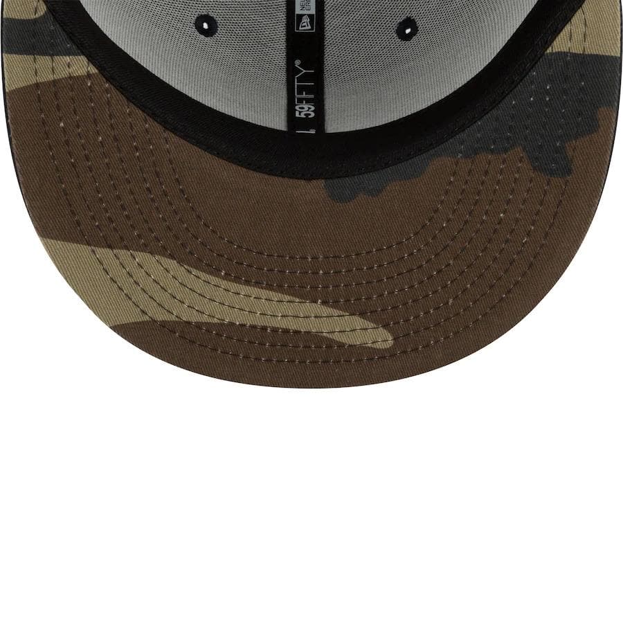 New Era New York Yankees Pop Camo Undervisor 59FIFTY Fitted Hat