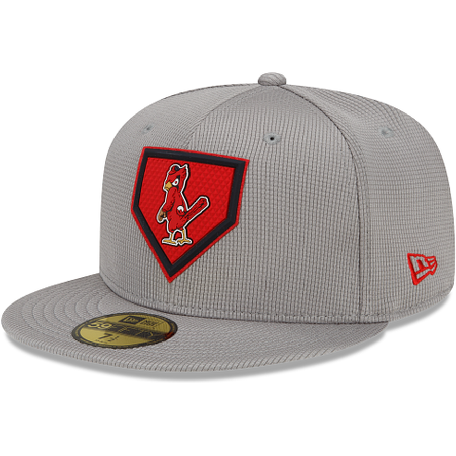 New Era St. Louis Cardinals Gray Clubhouse 2022 59FIFTY Fitted Hat