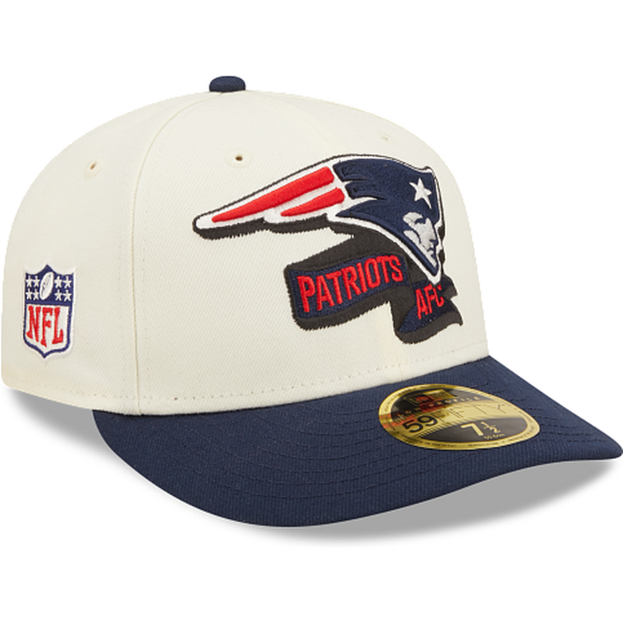New Era New England Patriots 2022 Sideline Low Profile 59FIFTY Fitted Hat