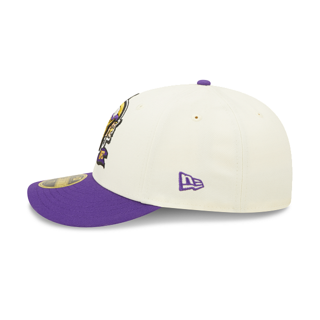 New Era Minnesota Vikings 2022 Sideline Low Profile 59FIFTY Fitted Hat