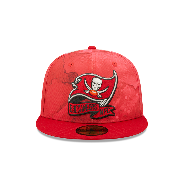New Era Tampa Bay Buccaneers 2022 Sideline Ink Dye 59FIFTY Fitted Hat