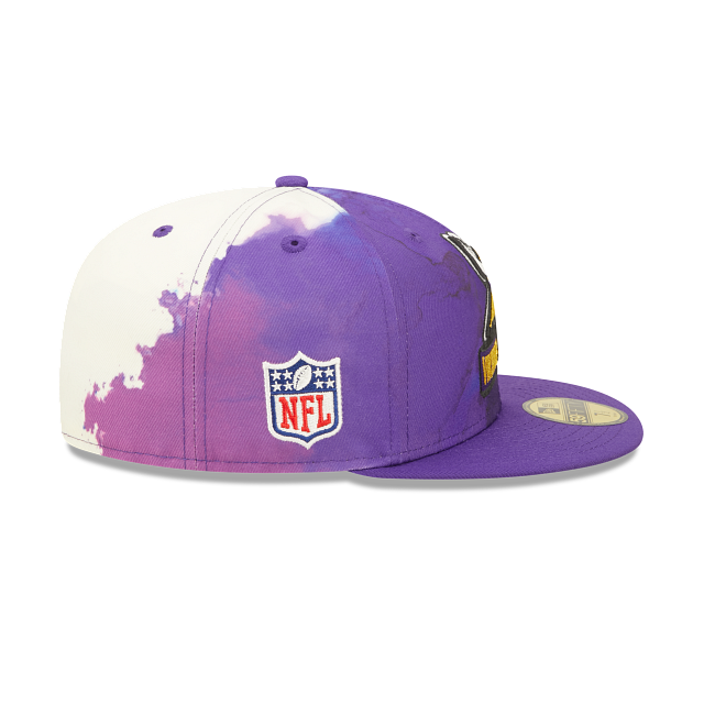 New Era Minnesota Vikings 2022 Sideline Ink Dye 59FIFTY Fitted Hat