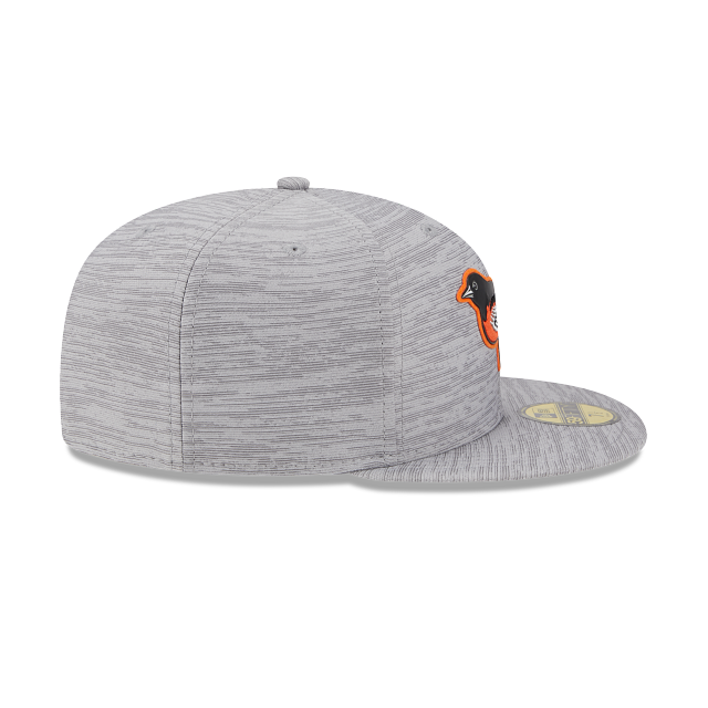 New Era Baltimore Orioles 2023 Clubhouse Gray 59FIFTY Fitted Hat