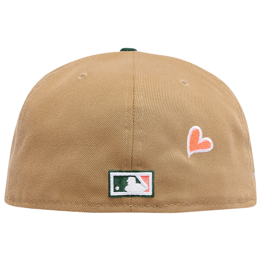 New Era x Champs Sports  Atlanta Braves Tan/Pine Green Pink Hearts 59FIFTY Fitted Hat