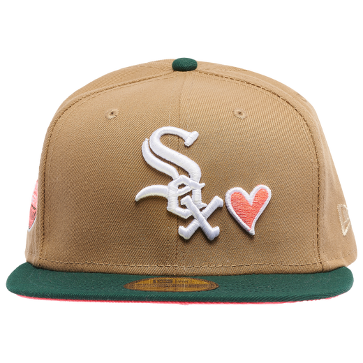 New Era x Champs Sports Chicago White Sox Tan/Pine Green Pink Hearts 59FIFTY Fitted Hat