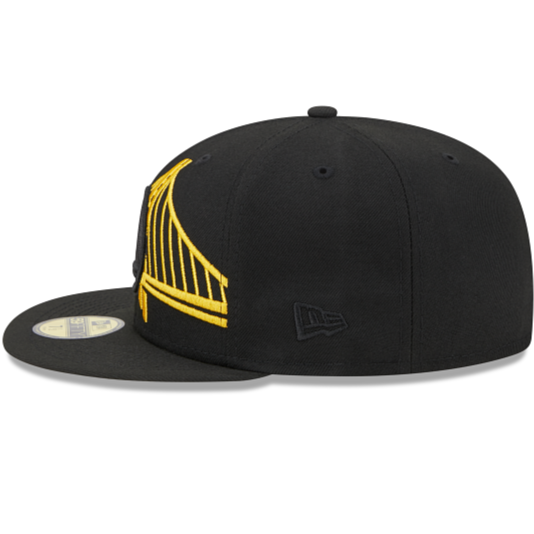 New Era Golden State Warriors Black & Yellow Elements Fitted Hat w/ Air Jordan 4 “Thunder”