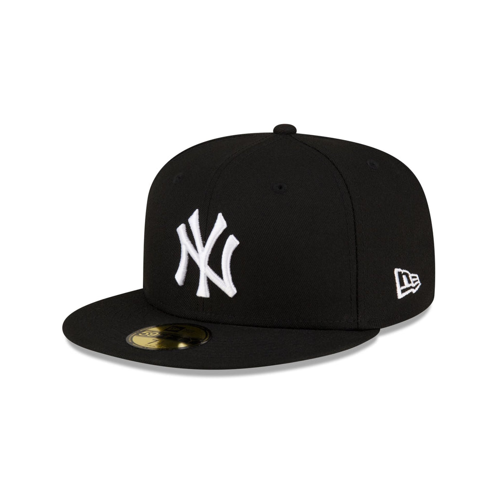 New Era Undefeated X New York Yankees Black 2023 59FIFTY Fitted Hat