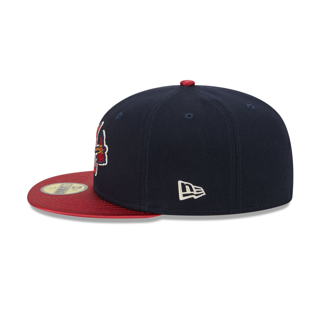 New Era Atlanta Braves Team Shimmer 2023 59FIFTY Fitted Hat