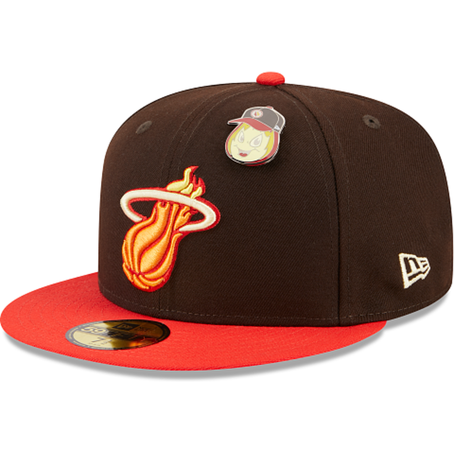 Cleveland Cavaliers HWC NBA TEAM-BASIC Fire Red-Charcoal Fitted H