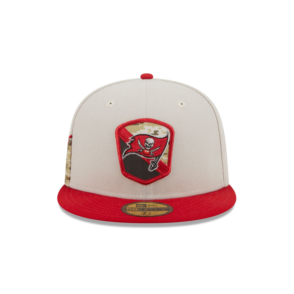 New Era Tampa Bay Buccaneers 2023 Salute to Service 59FIFTY Fitted Hat