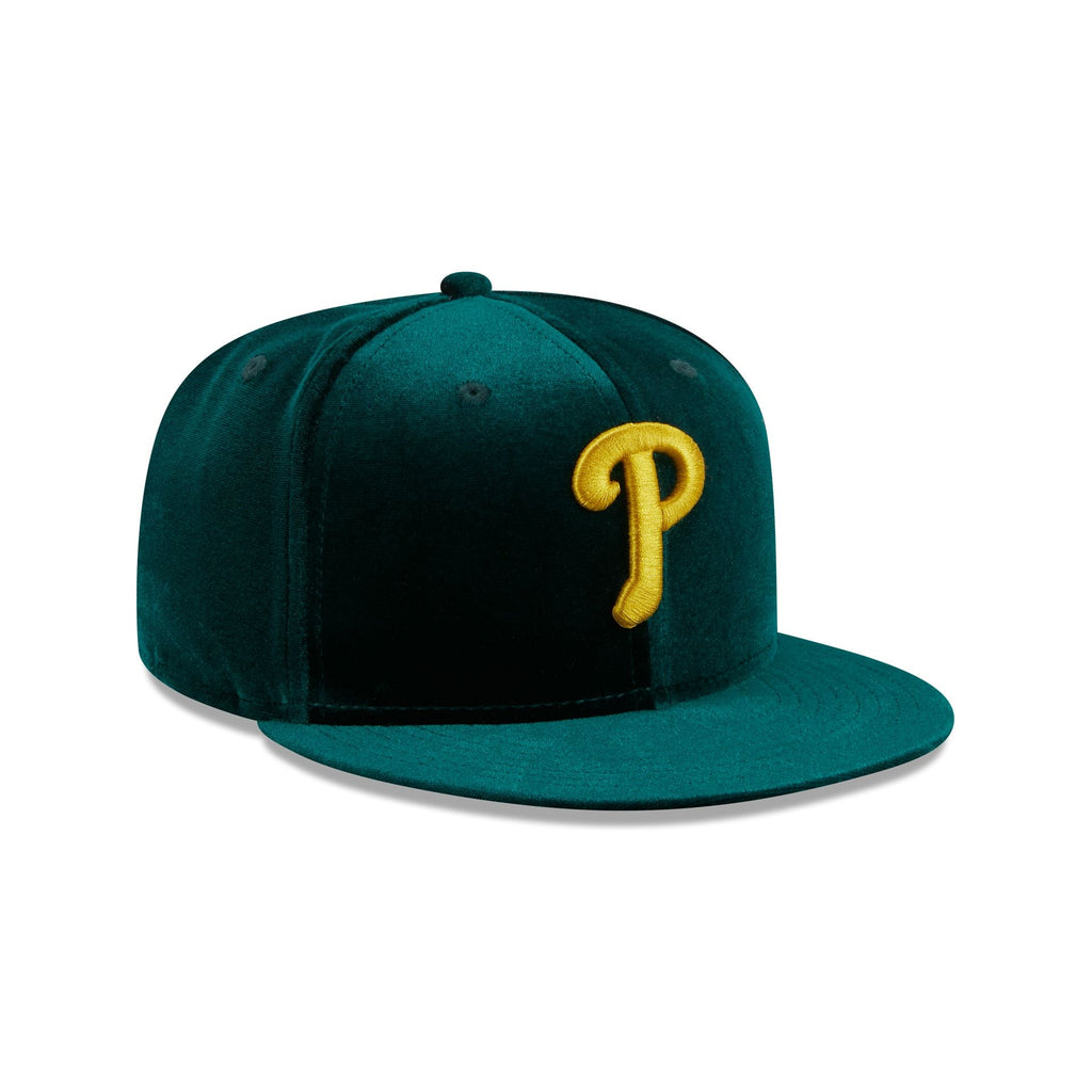 New Era Philadelphia Phillies Vintage Velvet 2023 59FIFTY Fitted Hat