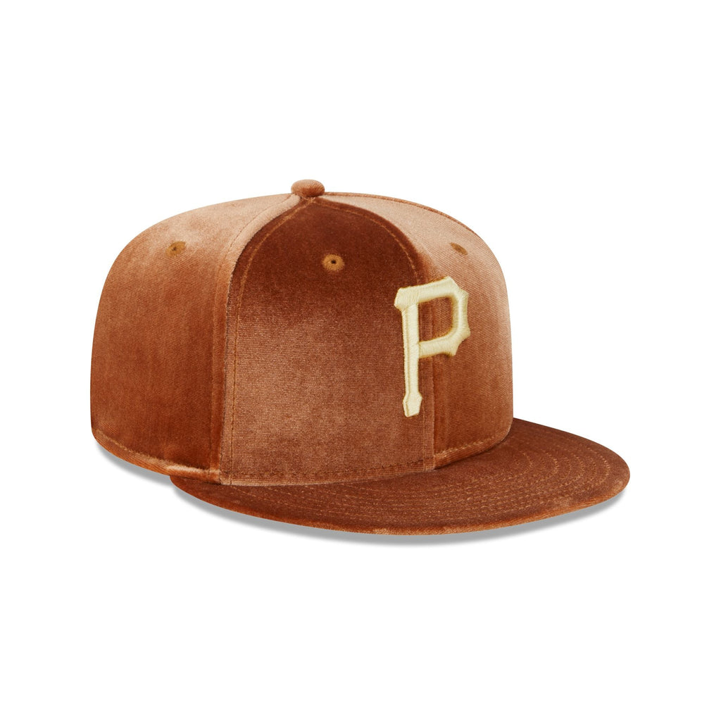 New Era Pittsburgh Pirates Vintage Velvet 2023 59FIFTY Fitted Hat