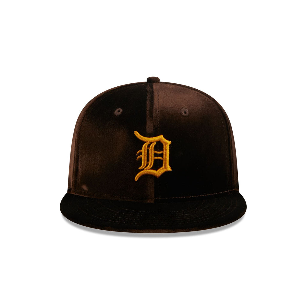 New Era Detroit Tigers Vintage Velvet 2023 59FIFTY Fitted Hat