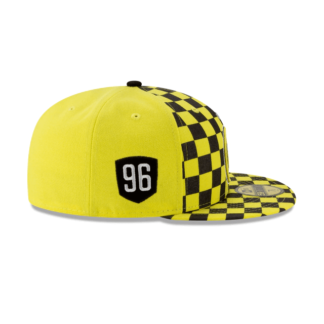 New Era Columbus Crew Jersey Hook 59Fifty  Fitted Hat With Matching Sneakers